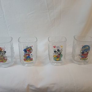 Set of 4 Disney 2000 commemorative glasses